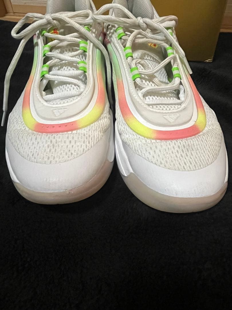 adidas DON ISSUE 6 HARIBOコラボ シューズ