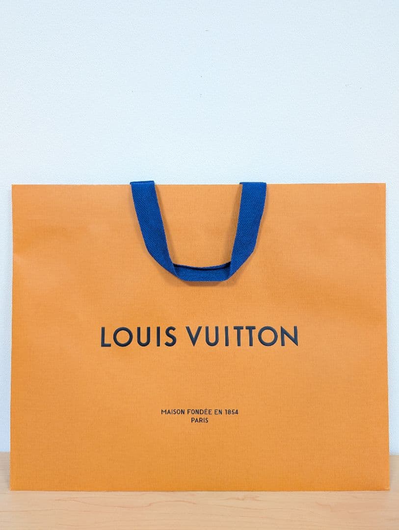 K*G様 ルイヴィトン M53300 エピライン サークル バムバッグ ブラック