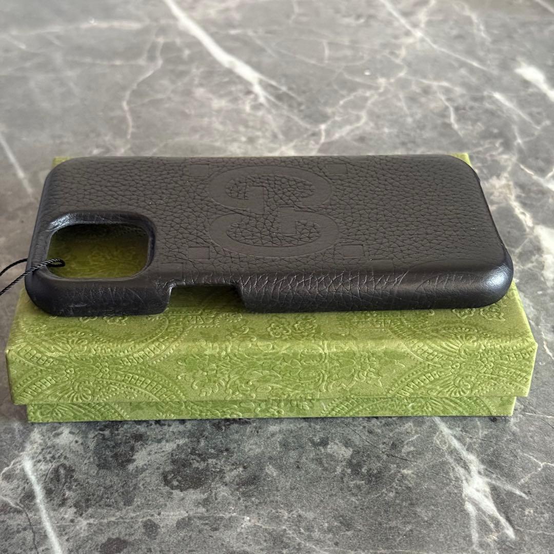 【新品未使用】GUCCI iPhone15 ケース 黒 GGロゴ 本革 正規品