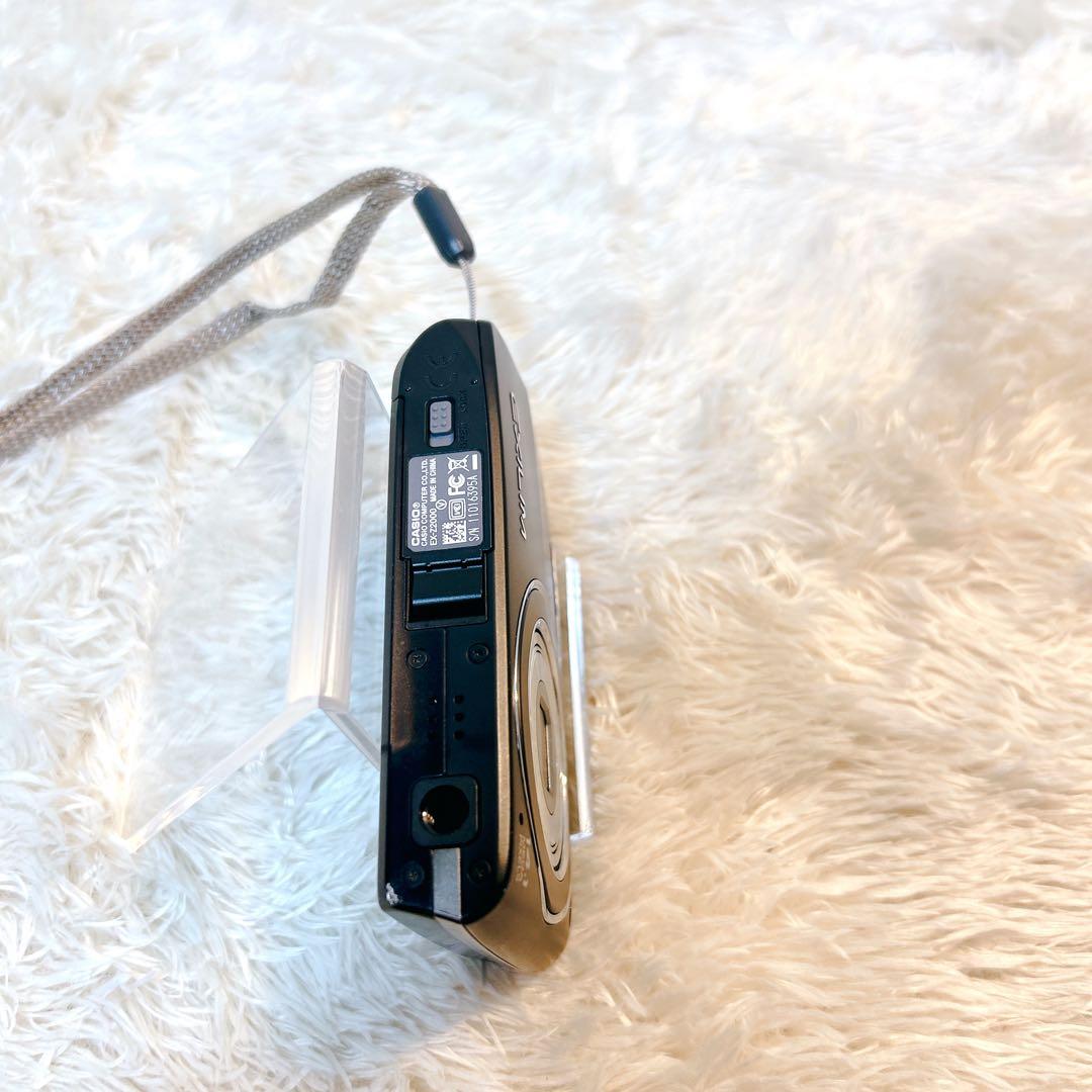 CASIO EXILIM EX-Z2000 ブラック　コンデジ　デジカメ