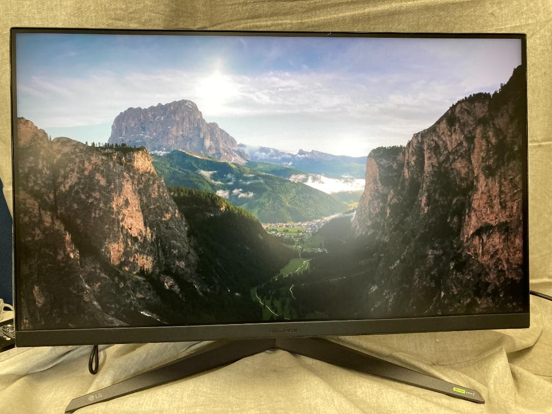 ち*ん様 LG ゲーミングモニター UltraGear 32GR93U-B 31