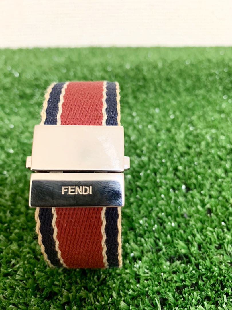 新品未使用 FENDI リバーシブル バングル ネイビー アクセサリー