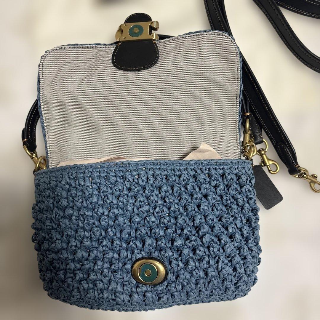 COACH チェリー柄ストロー素材ハンドバッグ