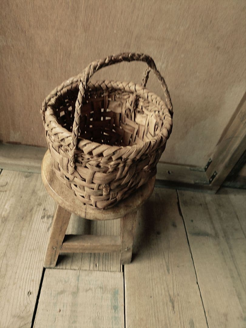 コ*ネ様 信州安曇野の山葡萄かごバック。里山手仕事