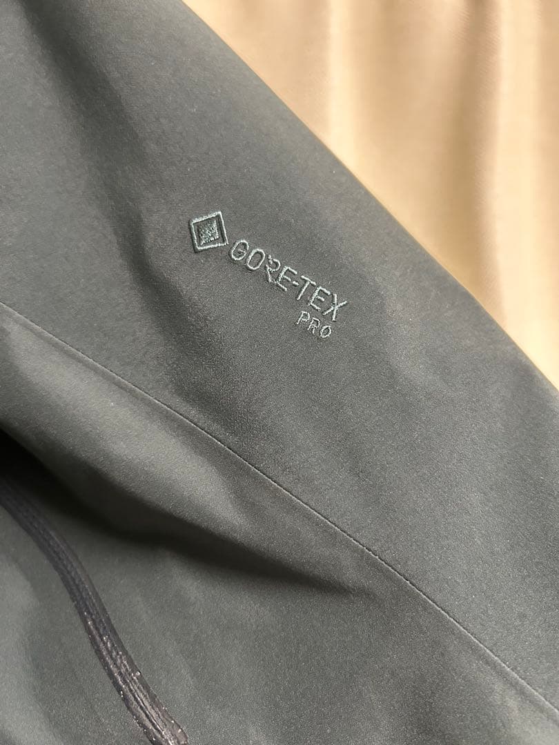 ARC'TERYX ベータARジャケット