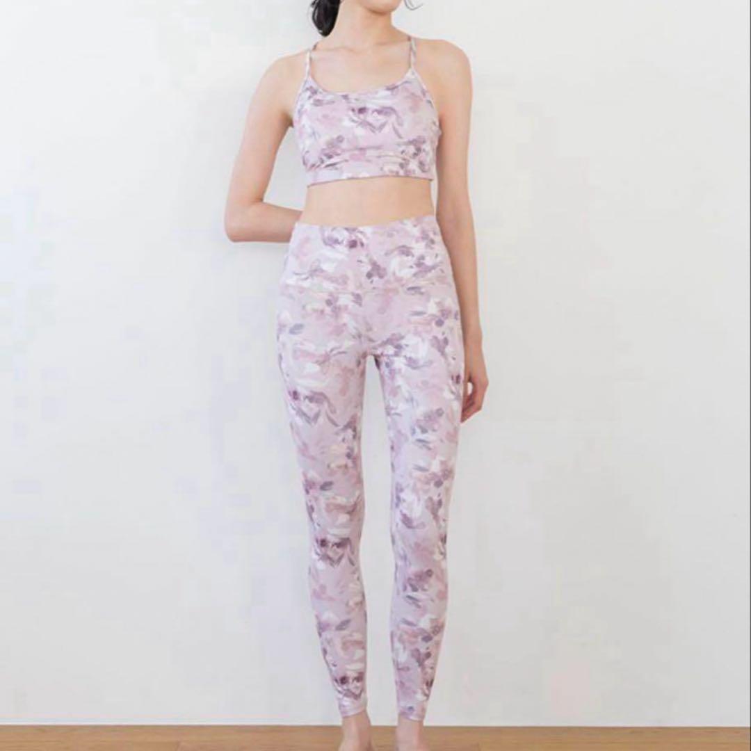 SUKALA ヨガウェアセット 花柄 Lサイズ　LAVA