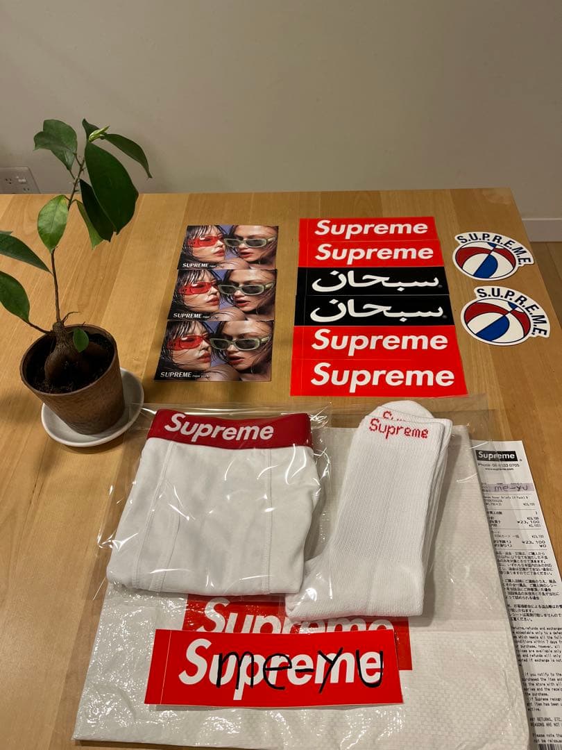 シュプリーム　ヘインズ　ボクサー　パンツ　ソックス　セット　1枚