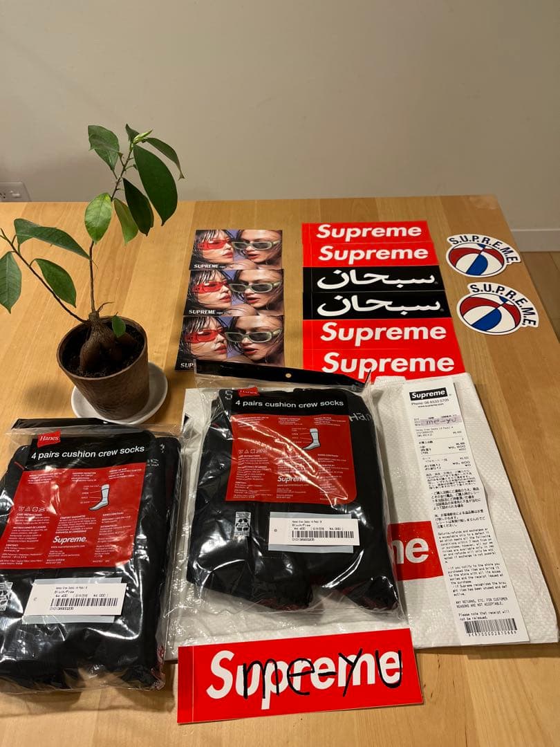 シュプリーム　ヘインズ　ボクサー　パンツ　ソックス　セット　1枚