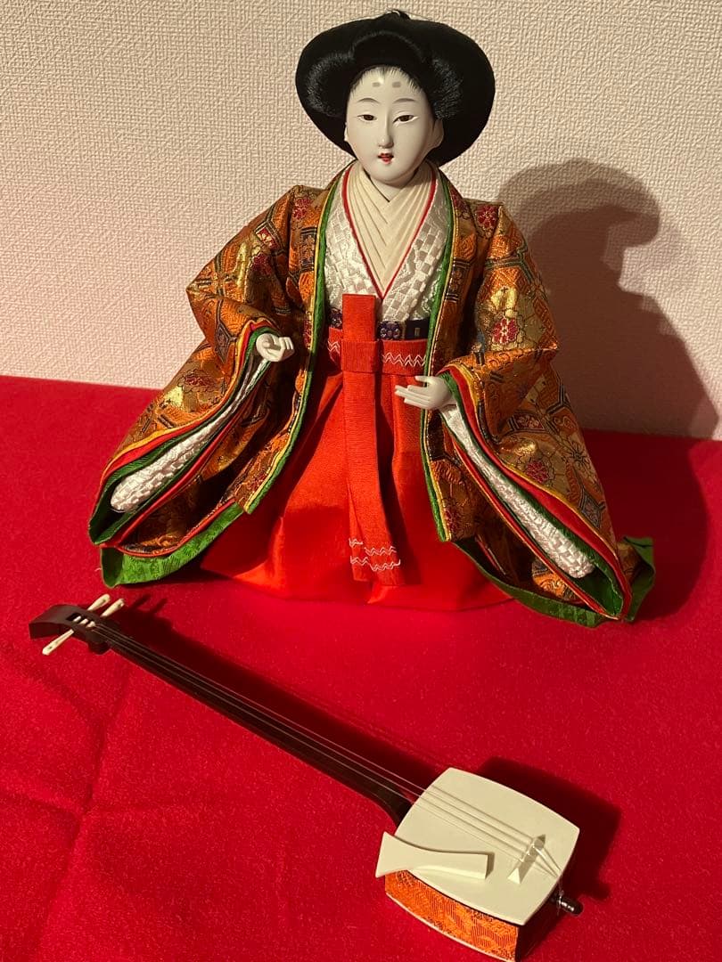 三人官女　女楽人　雛人形　琴 三味線 楽器付き　橙色袿　有職装束