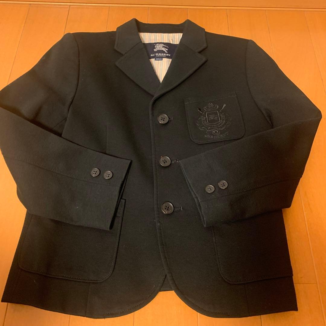 バーバリーフォーマルスーツ　男の子