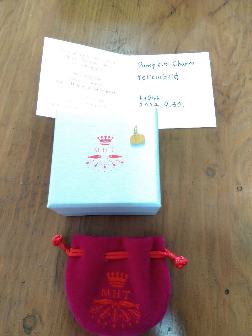 新品未使用　マリーエレーヌドゥタイヤック　22K ハロウィン　ペンダント