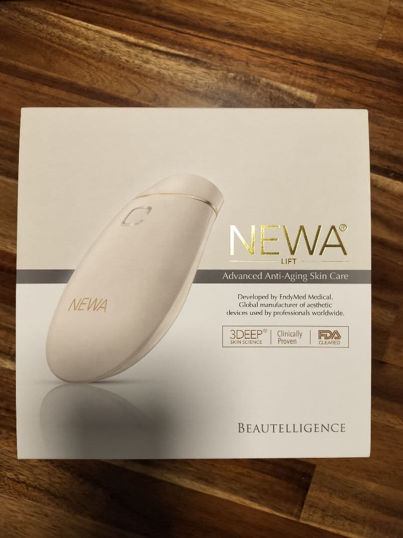 【美品】newaリフト/シャンパンゴールド