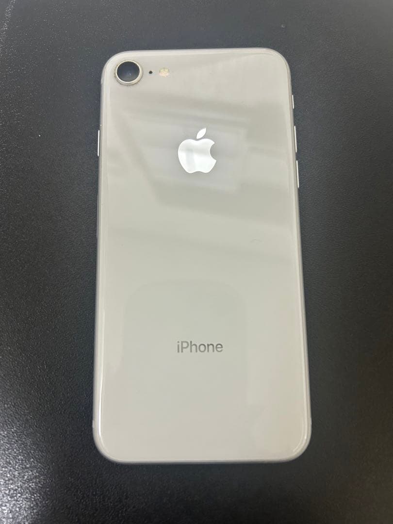 スマートフォン本体 Apple iPhone 8 64GB