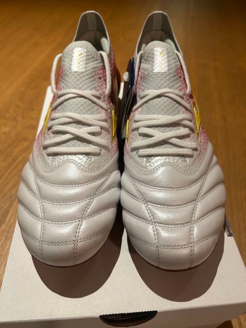 新品未使用サッカースパイク モレリアネオ4β SR4 25.5 セルヒオ ラモス