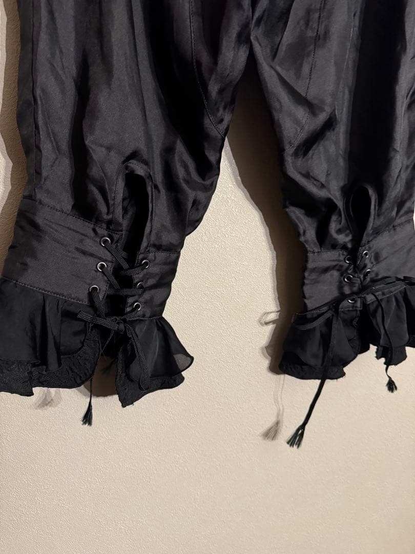 alice auaa 裾フリル クロップドパンツ