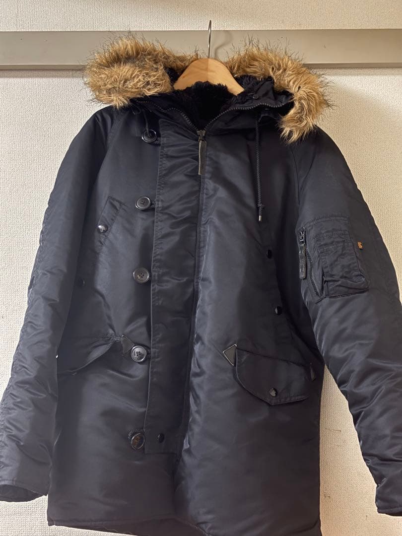 Alpha アウター ブラック