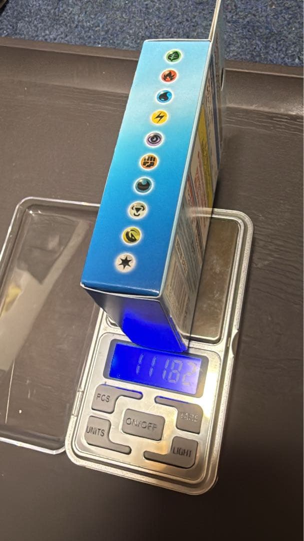 メ*ヌ様 ポケモンカードゲーム パッケージ 111.82g