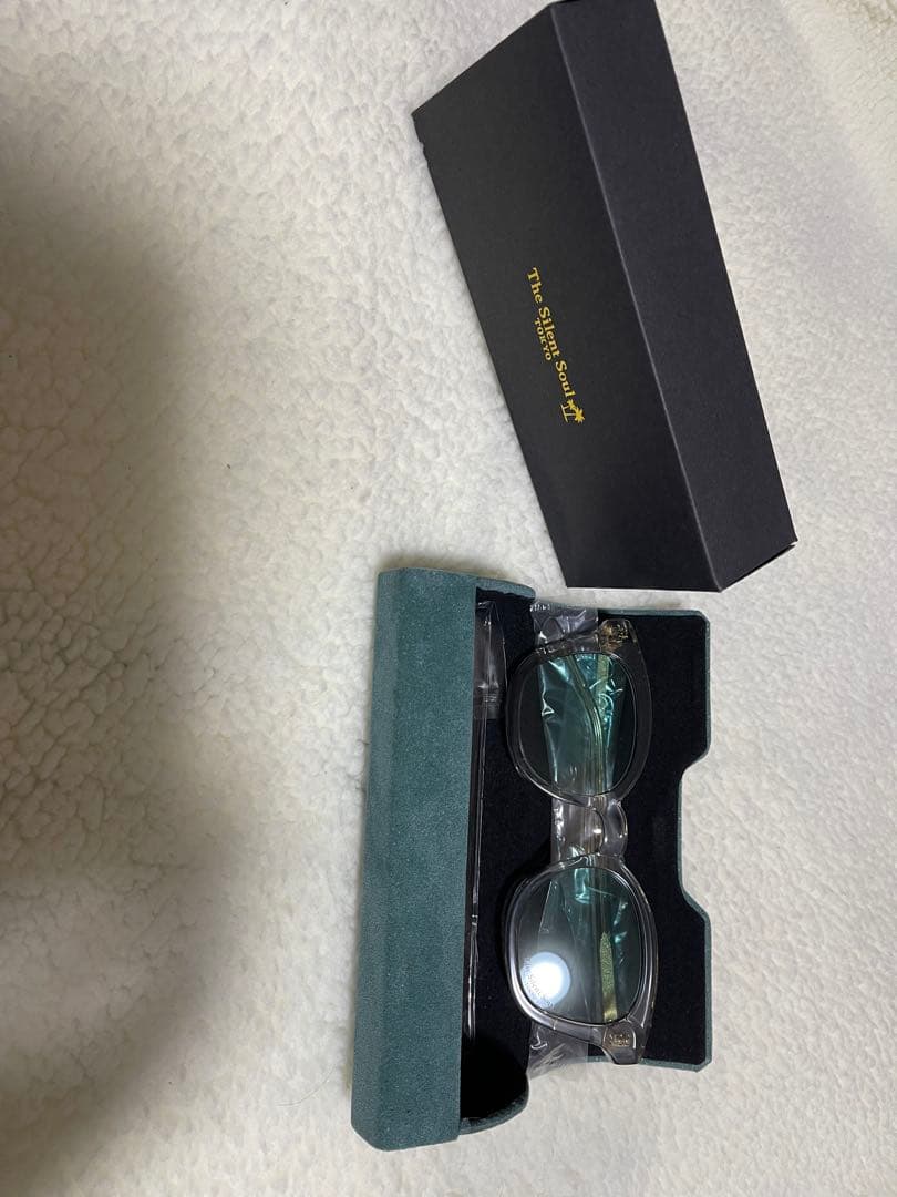 数原龍友さん同型 the silent soulサングラス