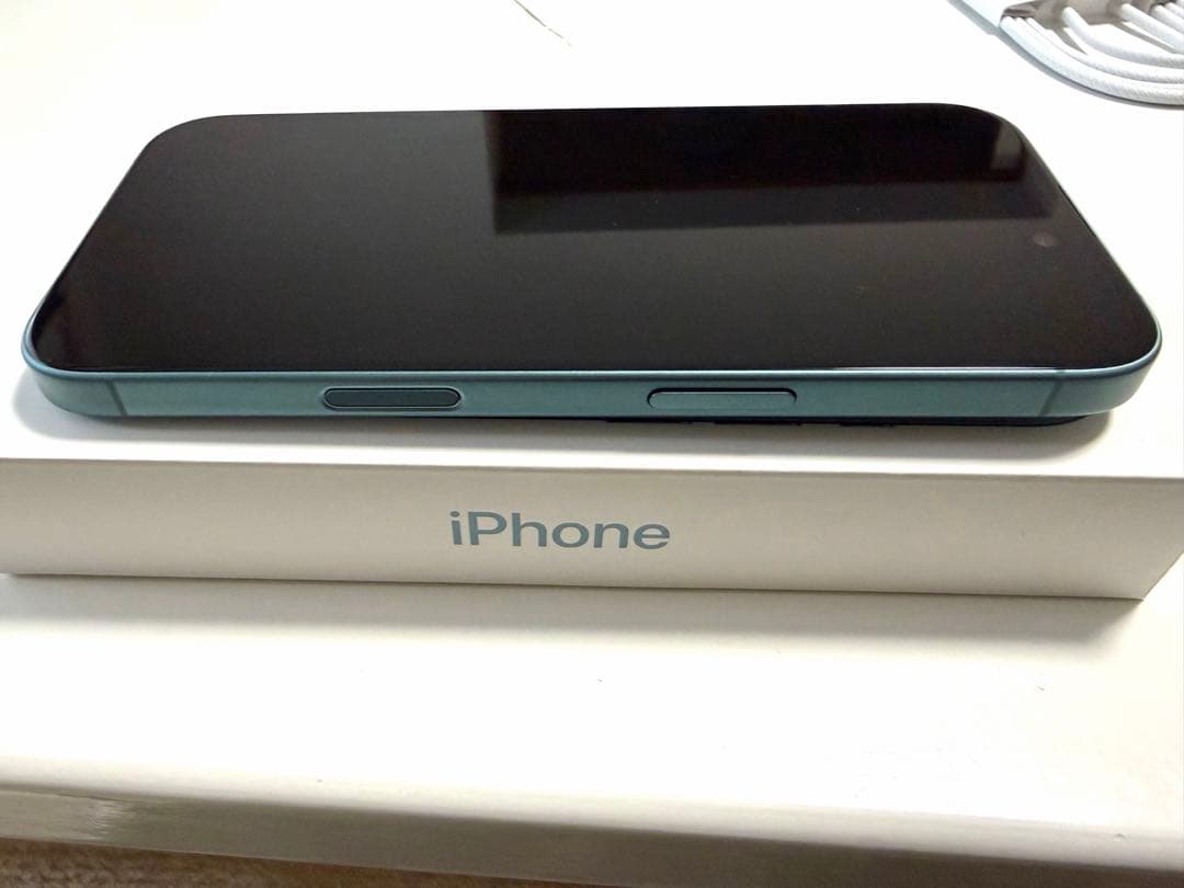 iPhone16 本体 128GB 箱つき SIMフリー ティール