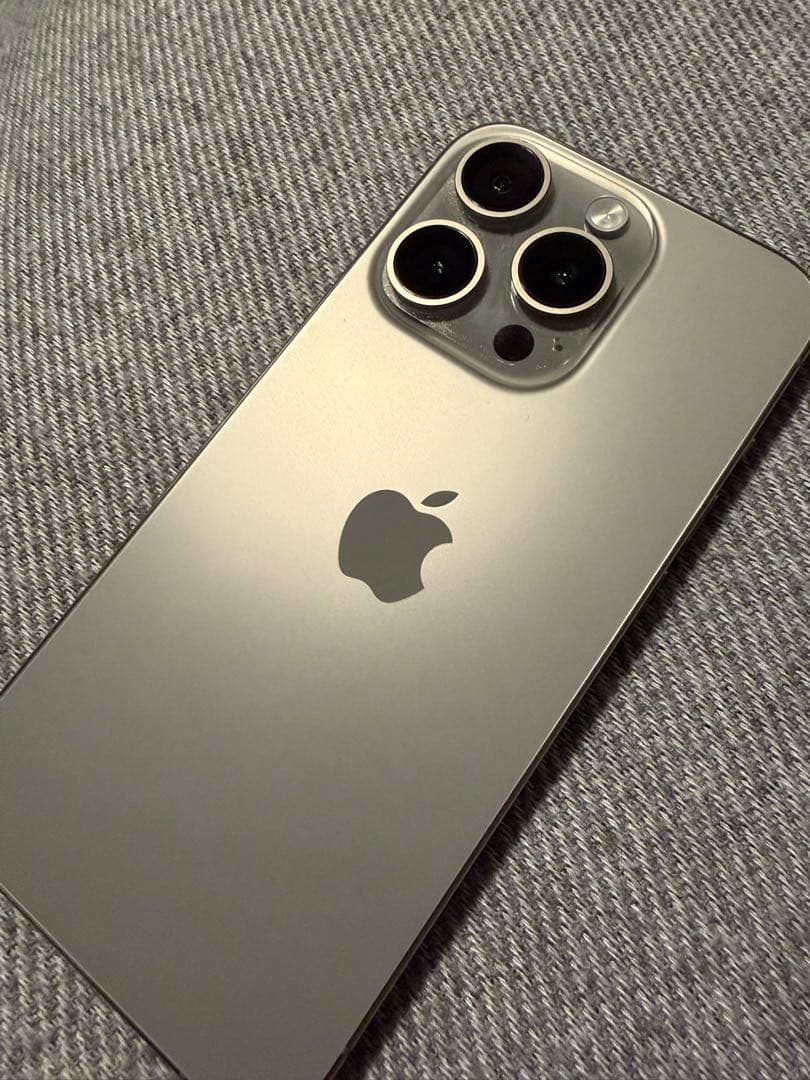 iPhone 15 Pro 128GB ナチュラルチタニウムSIMフリー