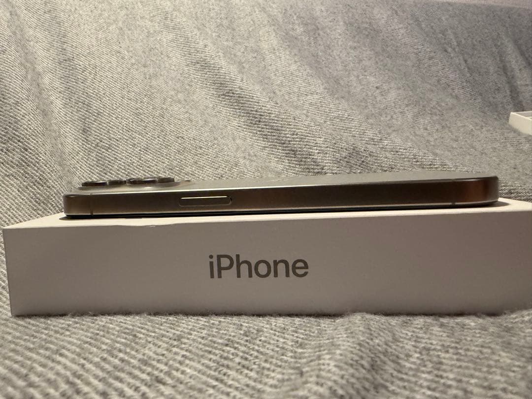 iPhone 15 Pro 128GB ナチュラルチタニウムSIMフリー