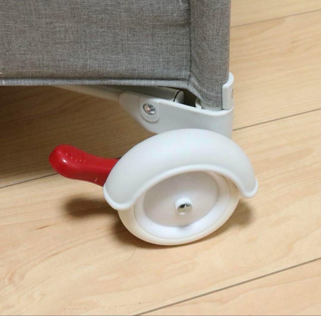 【美品】カトージ ポータブルベビーベッド おむつ替えテーブル付(グレー)