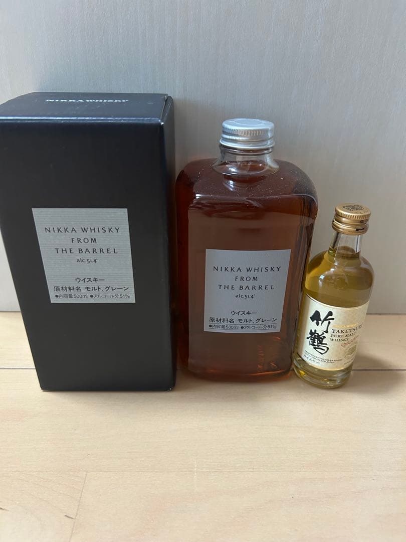 NIKKA FROM THE BARREL 700ml + 竹鶴ミニボトル