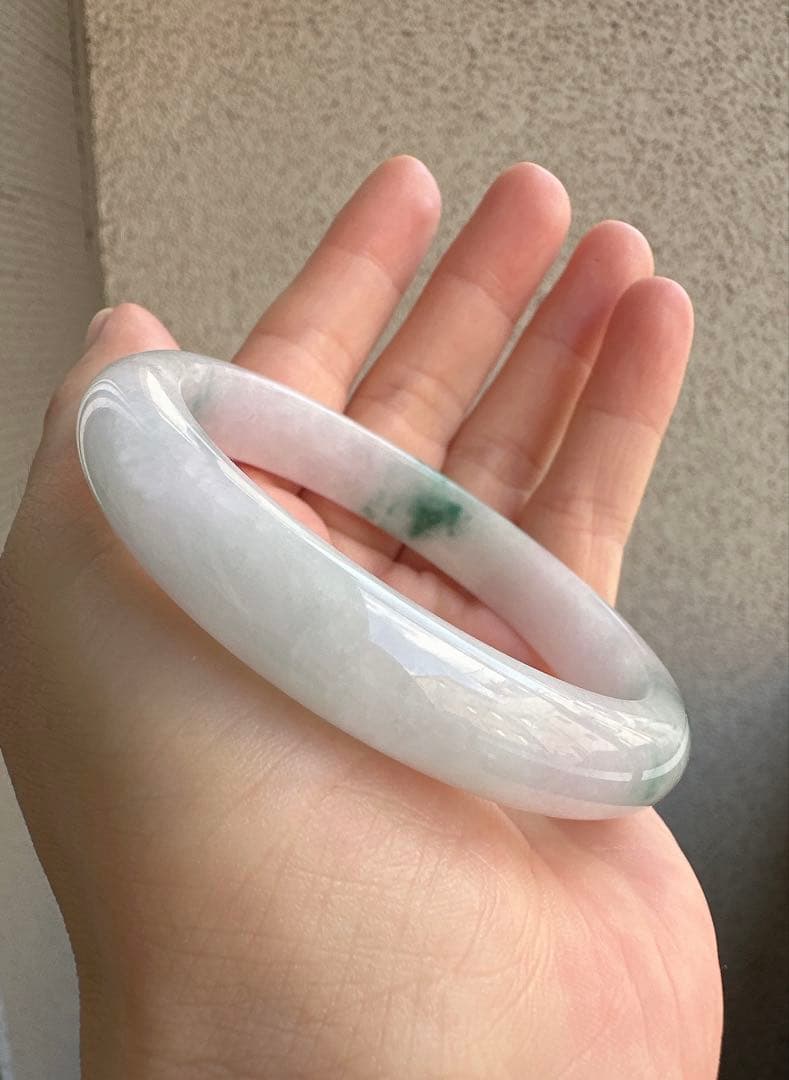翡翠ヒスイ　ホワイトグリーンバングル
