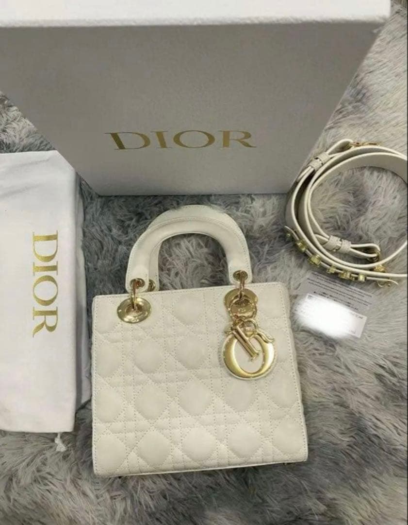 LADY DIOR MY ABCDIOR スモールバッグ カナージュ ラムスキン