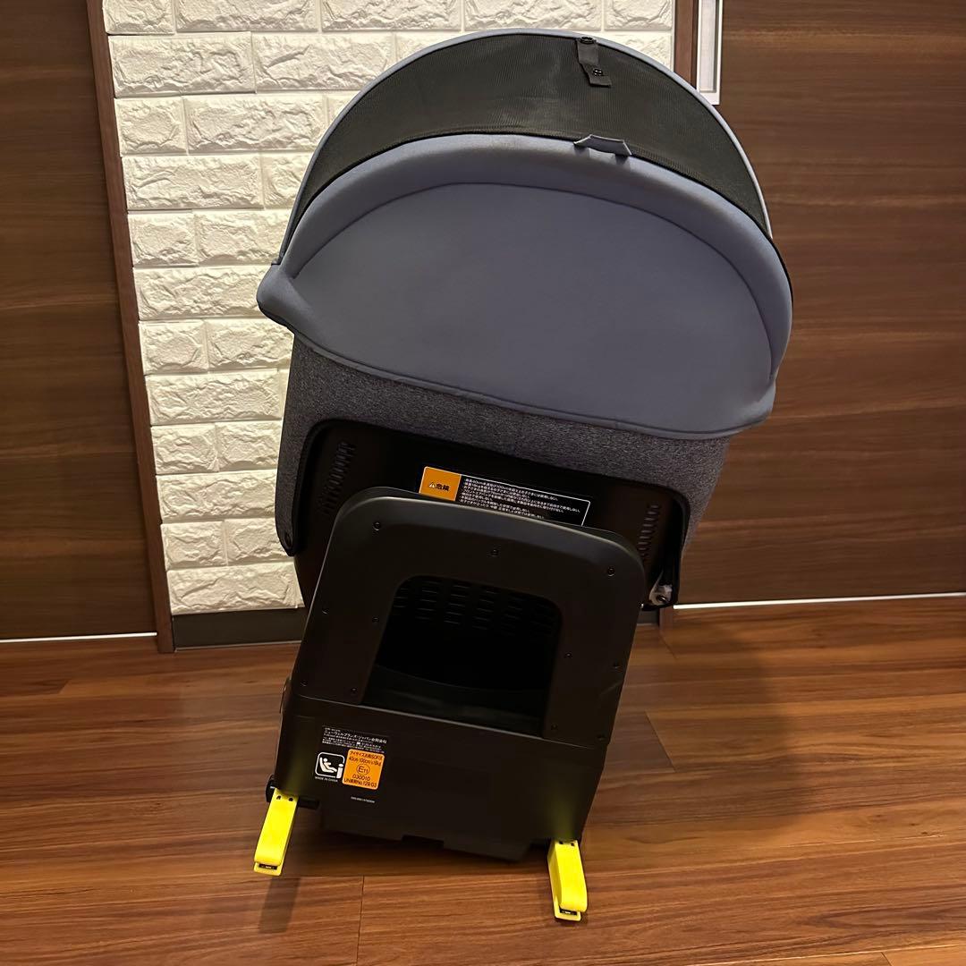 美品 Aprica アップリカ チャイルドシート クルリラプラス ライト