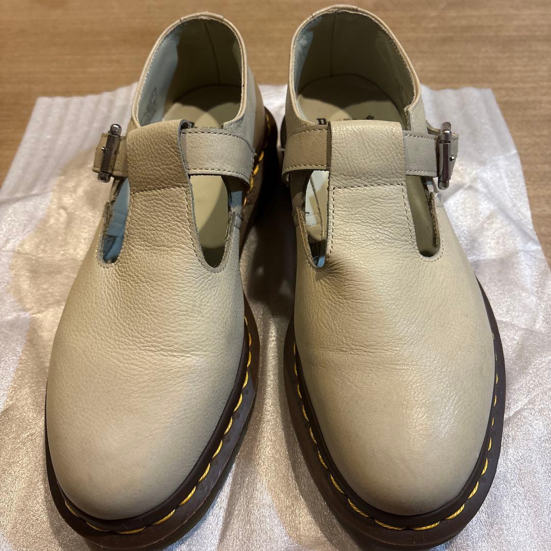 Dr. Martens クリーム色 ローファー　UK6