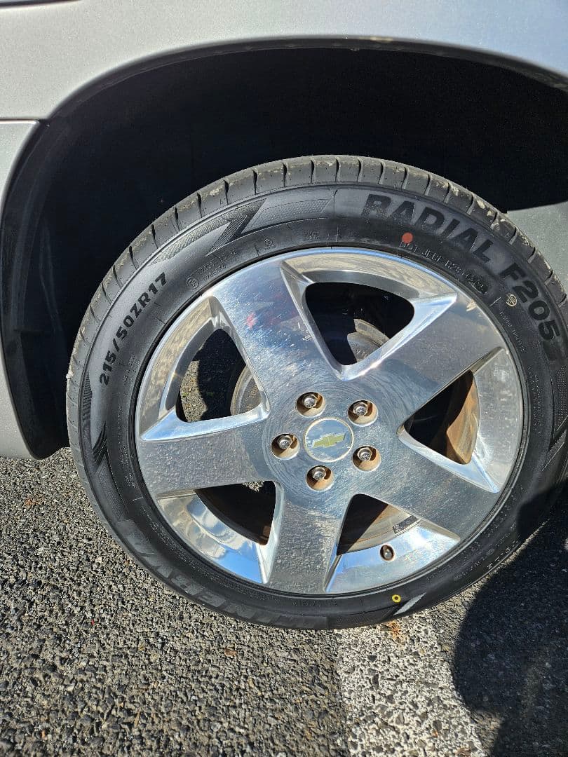 シボレーhhr純正アルミ17 215/50r17OPELジープレネゲードコンパス