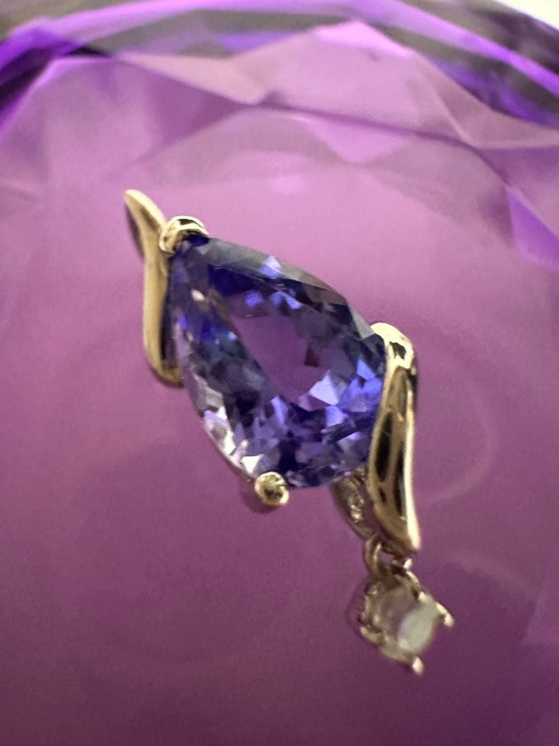 GSTVpt950タンザナイトレインボームーンストーンペンダントトップ最終価格