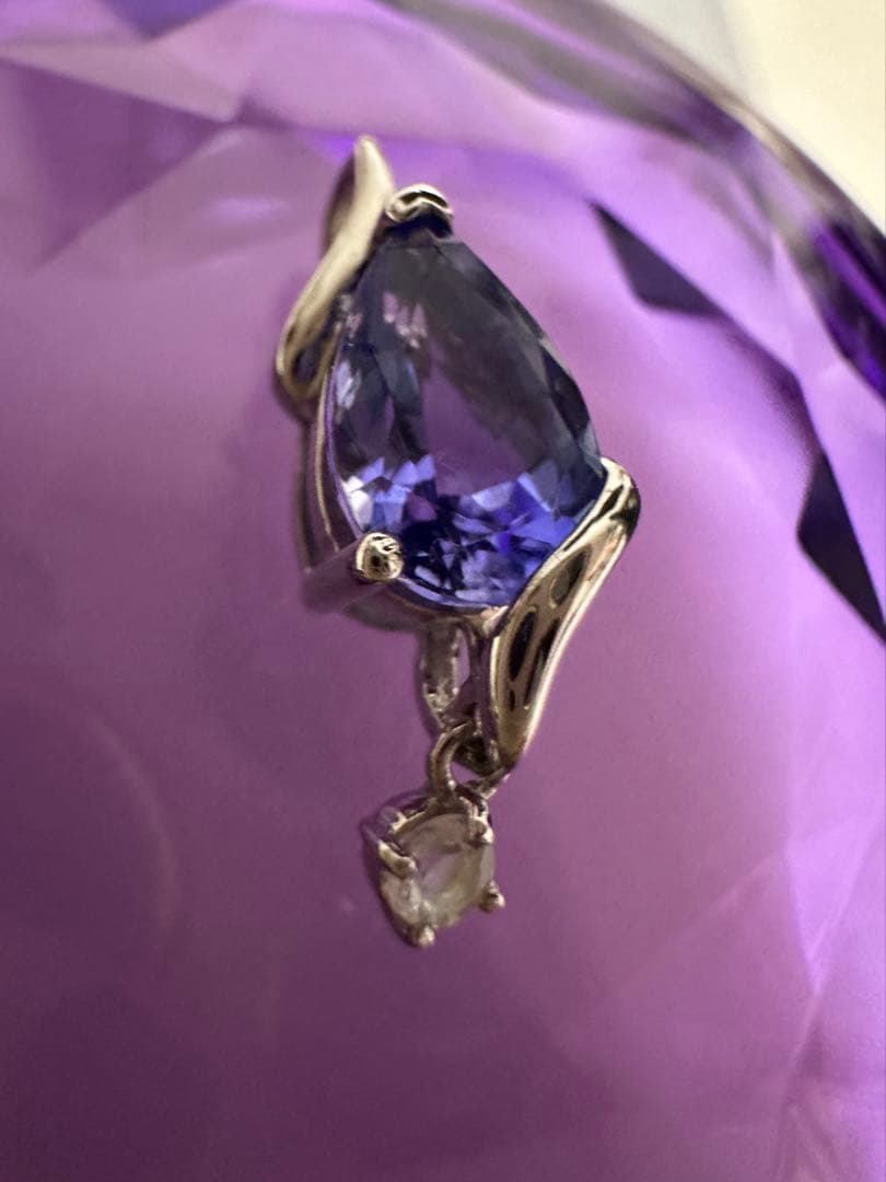 GSTVpt950タンザナイトレインボームーンストーンペンダントトップ最終価格