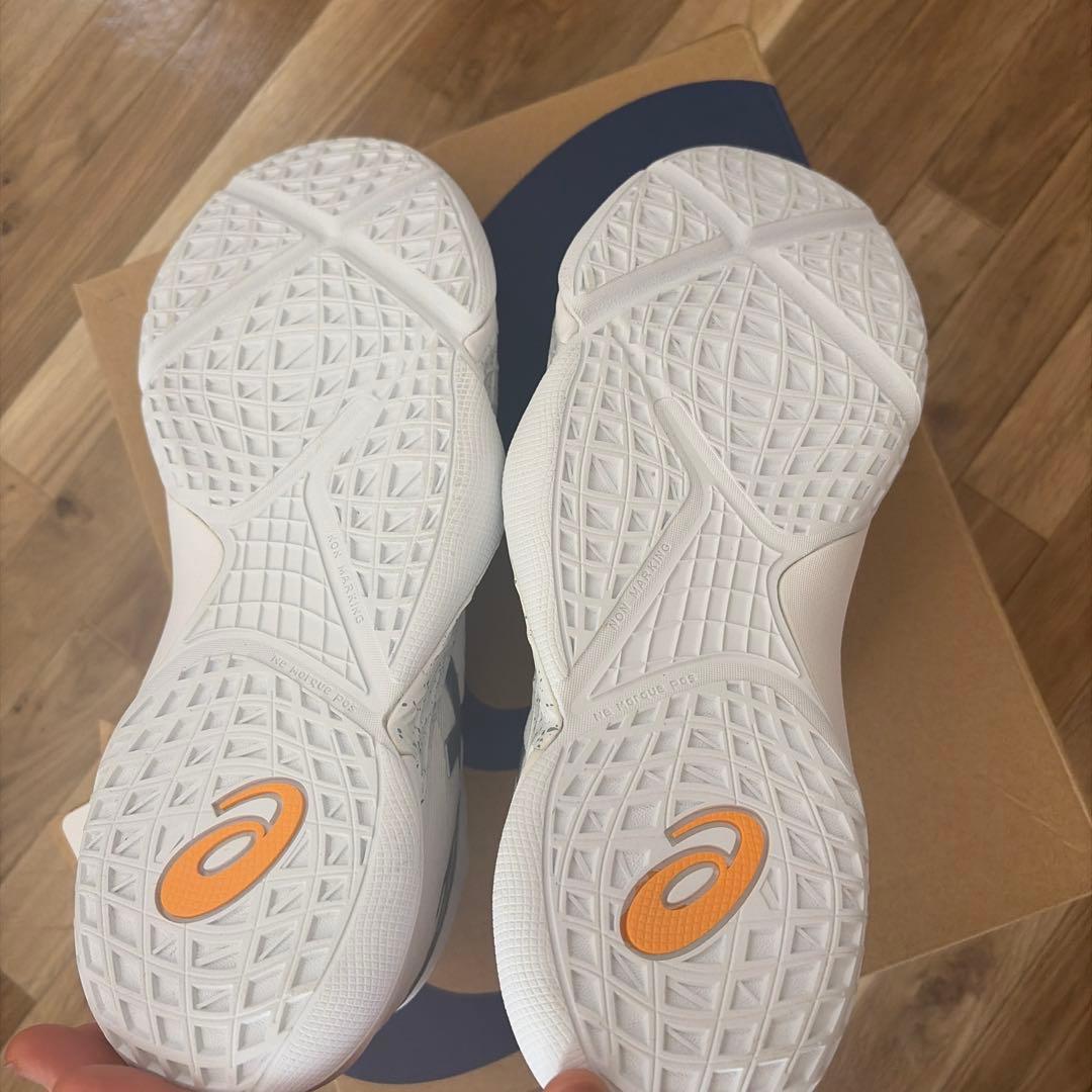 新品！アンプレアルス　28cm バスケットボールシューズ