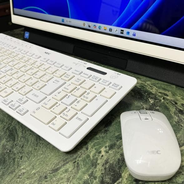 NEC LAVIE DA 23.8型ワイド、Windows11、Office付き