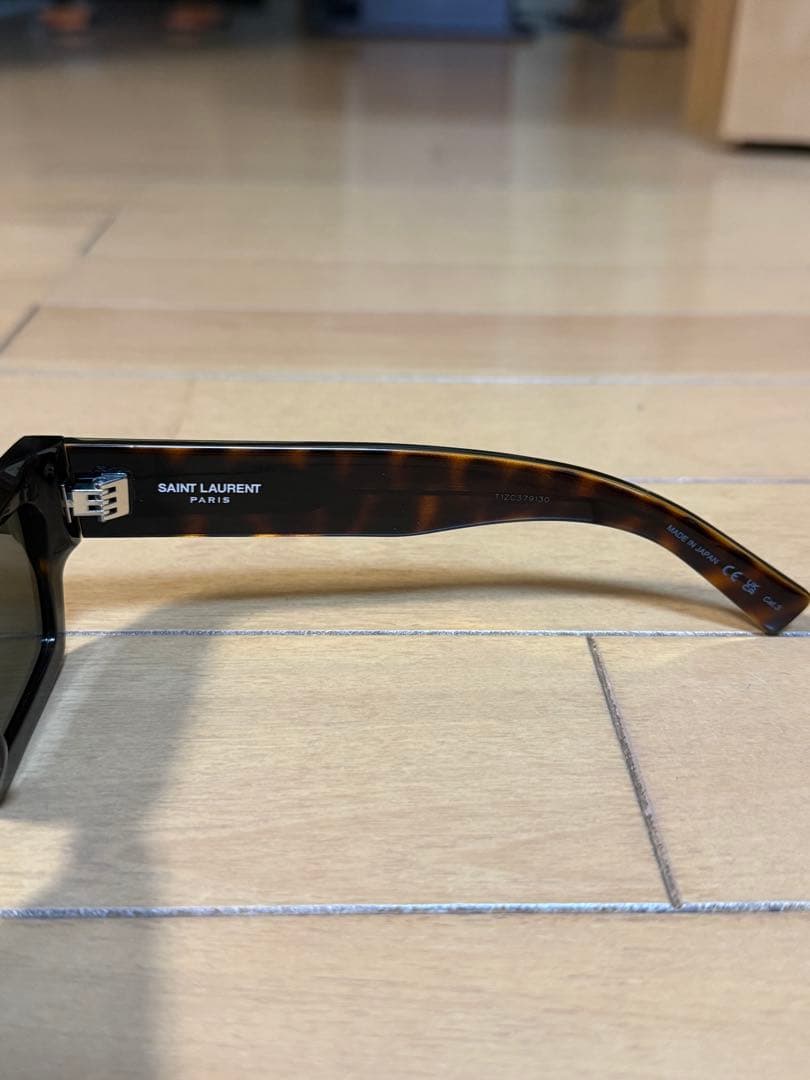 【即購入歓迎】 SAINT LAURENT サングラス