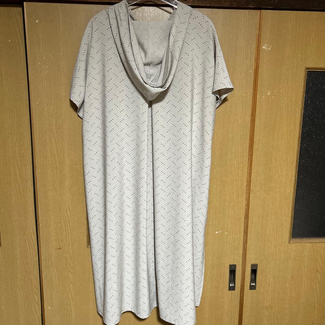 詩仙堂フード付きベスト