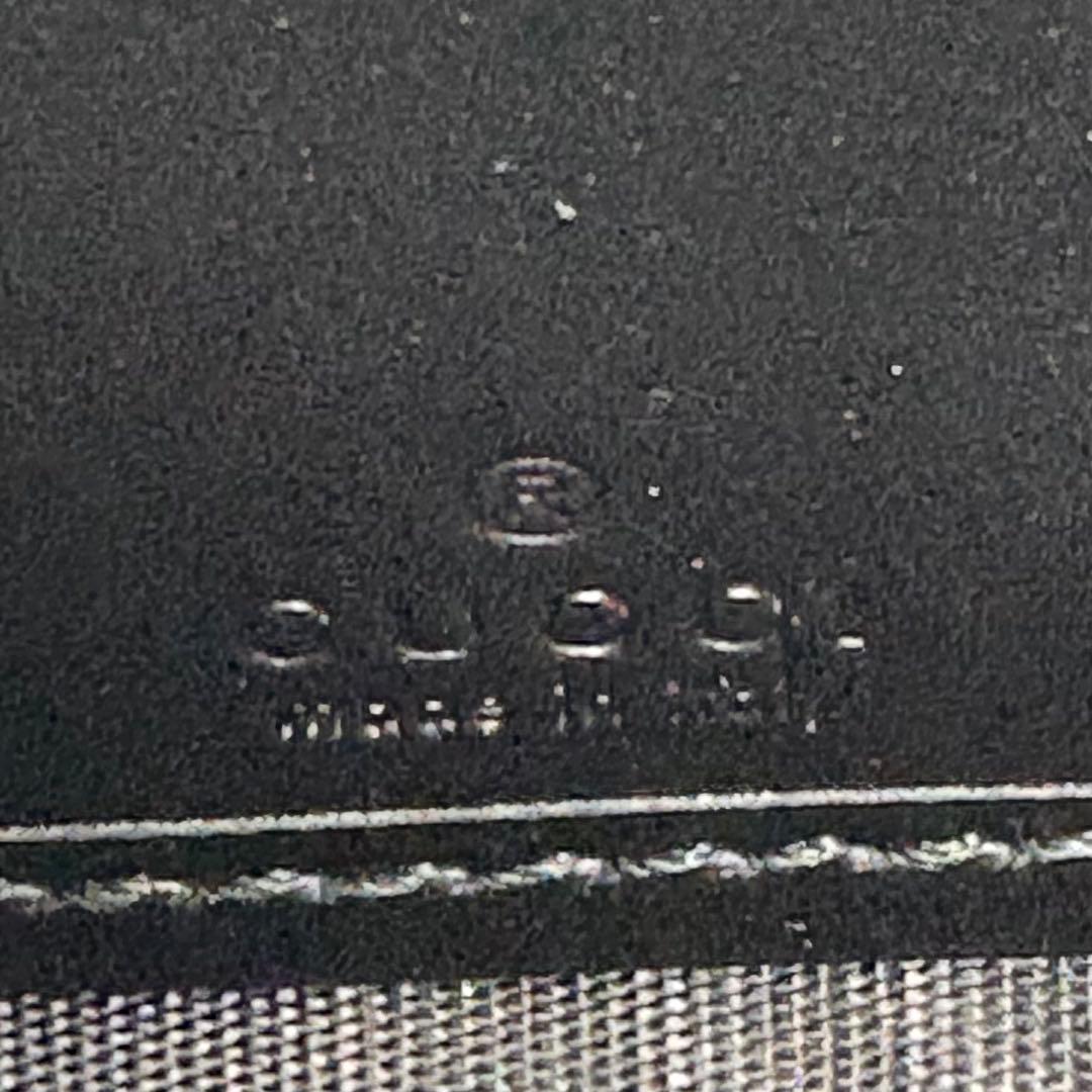 【極美品】 グッチ ラウンドファスナーキャットヘッド ゴールド 金具 ブラック