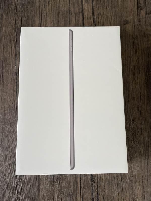 ⑥【美品】iPad Apple 第9世代　Wi-Fiモデル　64GB