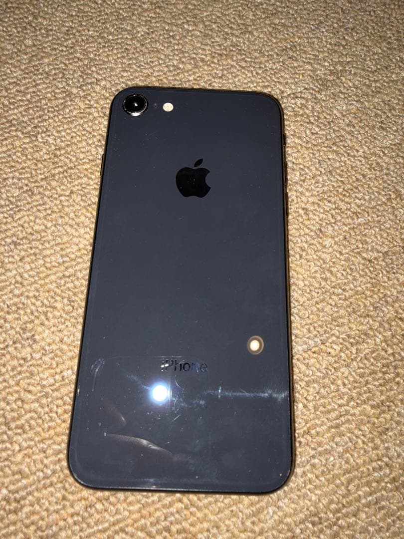 iPhone8 64GB スペースグレー