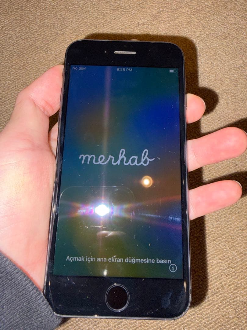 iPhone8 64GB スペースグレー