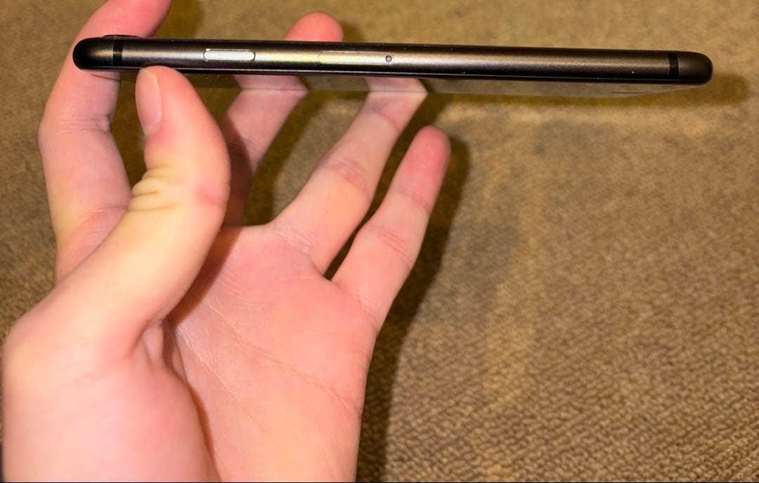 iPhone8 64GB スペースグレー