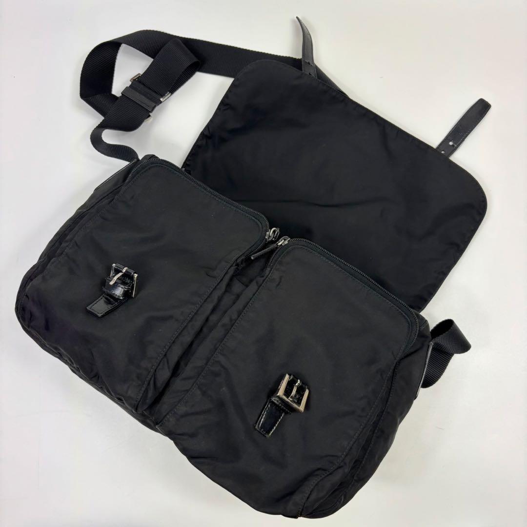 プラダ ショルダーバッグ 2way メッセンジャー 三角ロゴ テスート肩掛け