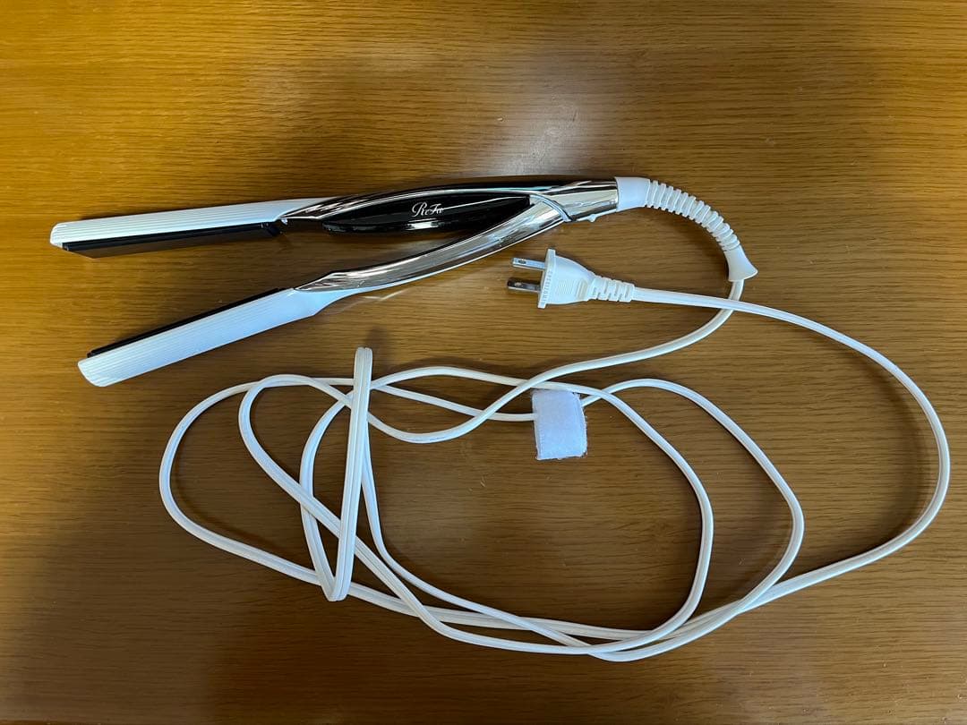 ❤️在庫処分❤️ReFa ストレートアイロン