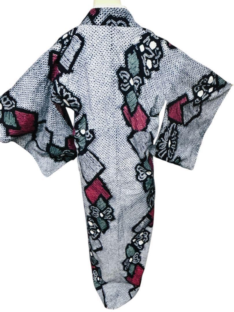 A28 有松鳴海絞り 高級浴衣 花模様　紺青