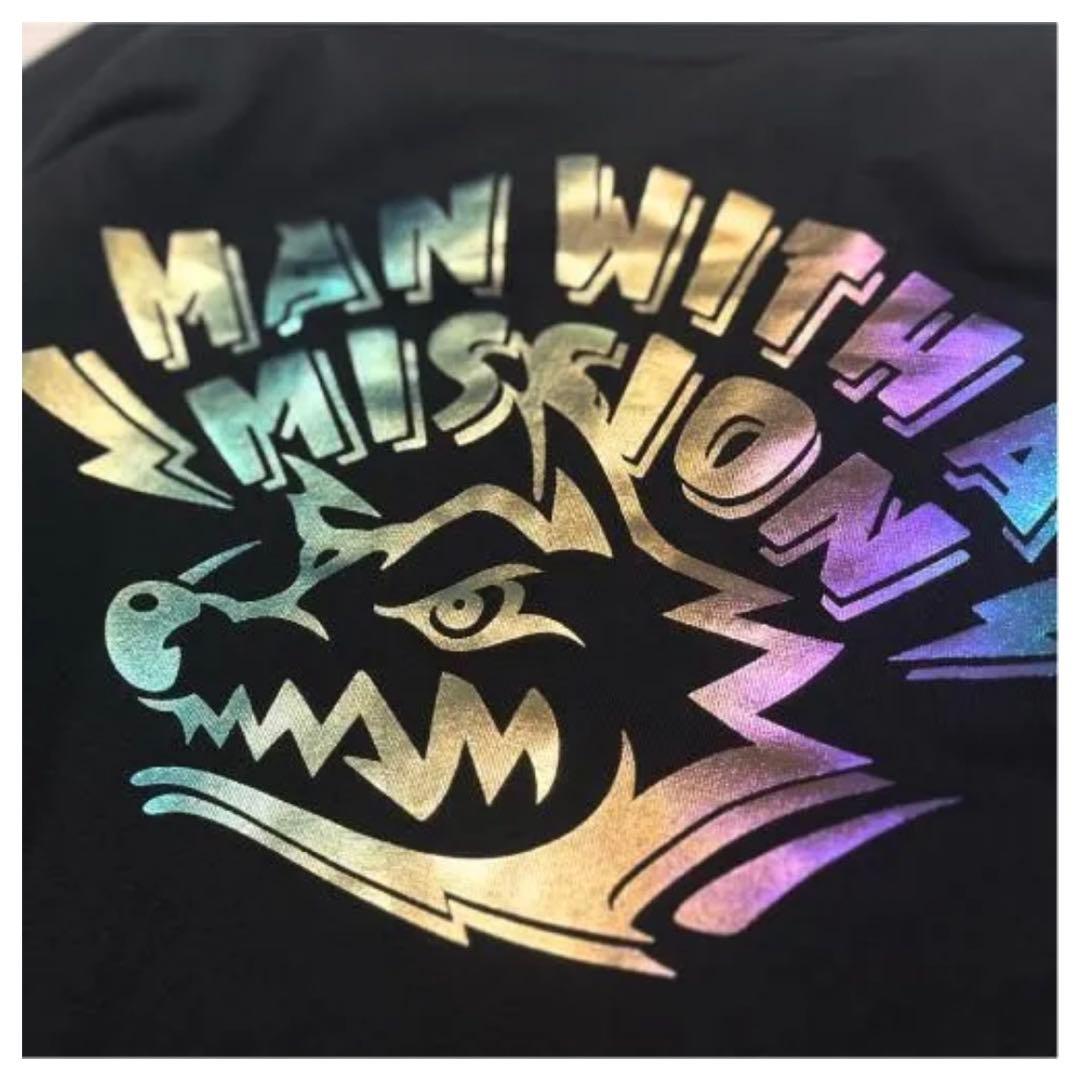 マンウィズ Too many ゴッツ ロンT（ブラック×ホログラム）　XL