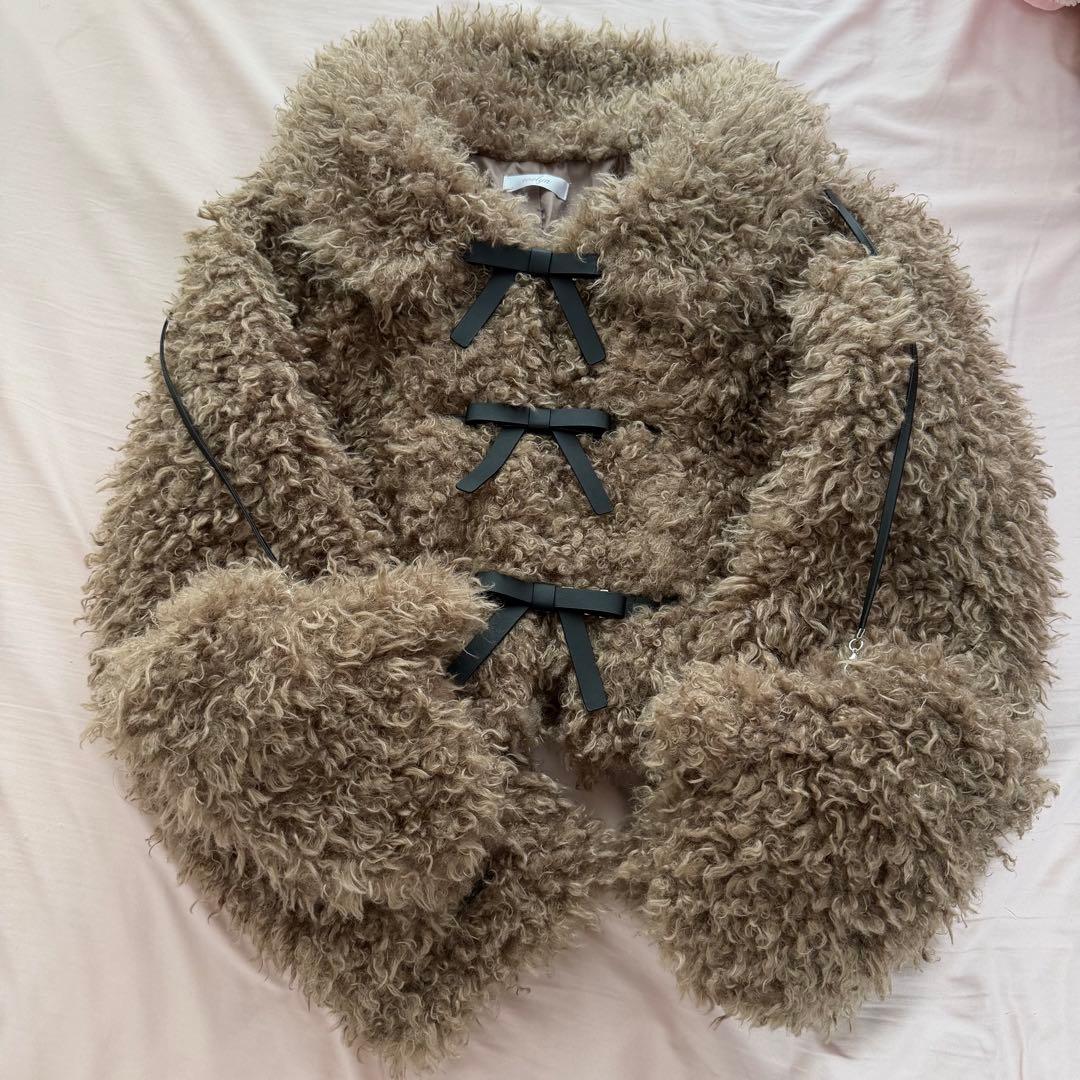 evelyn ミトン付きリボンファーコート