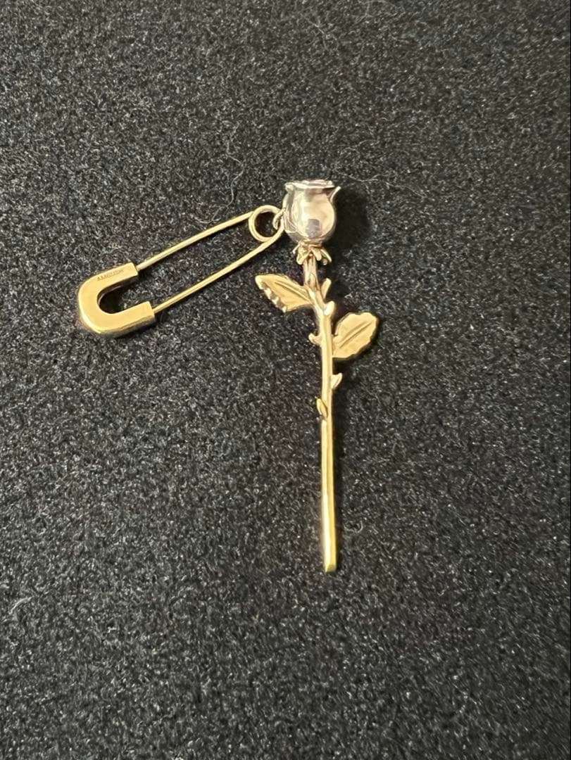 アンブッシュ AMBUSH バラ ピアス　箱無し 購入前にコメントください