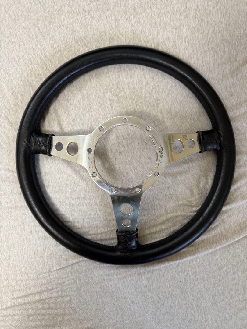 モトリタステアリング 本体